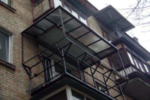 Пример кронштейна для балкона с выносом