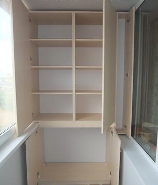 Встроенный шкаф для балкона или лоджии
